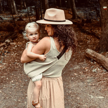 Comfortable Baby Carrier With Reduced Burden